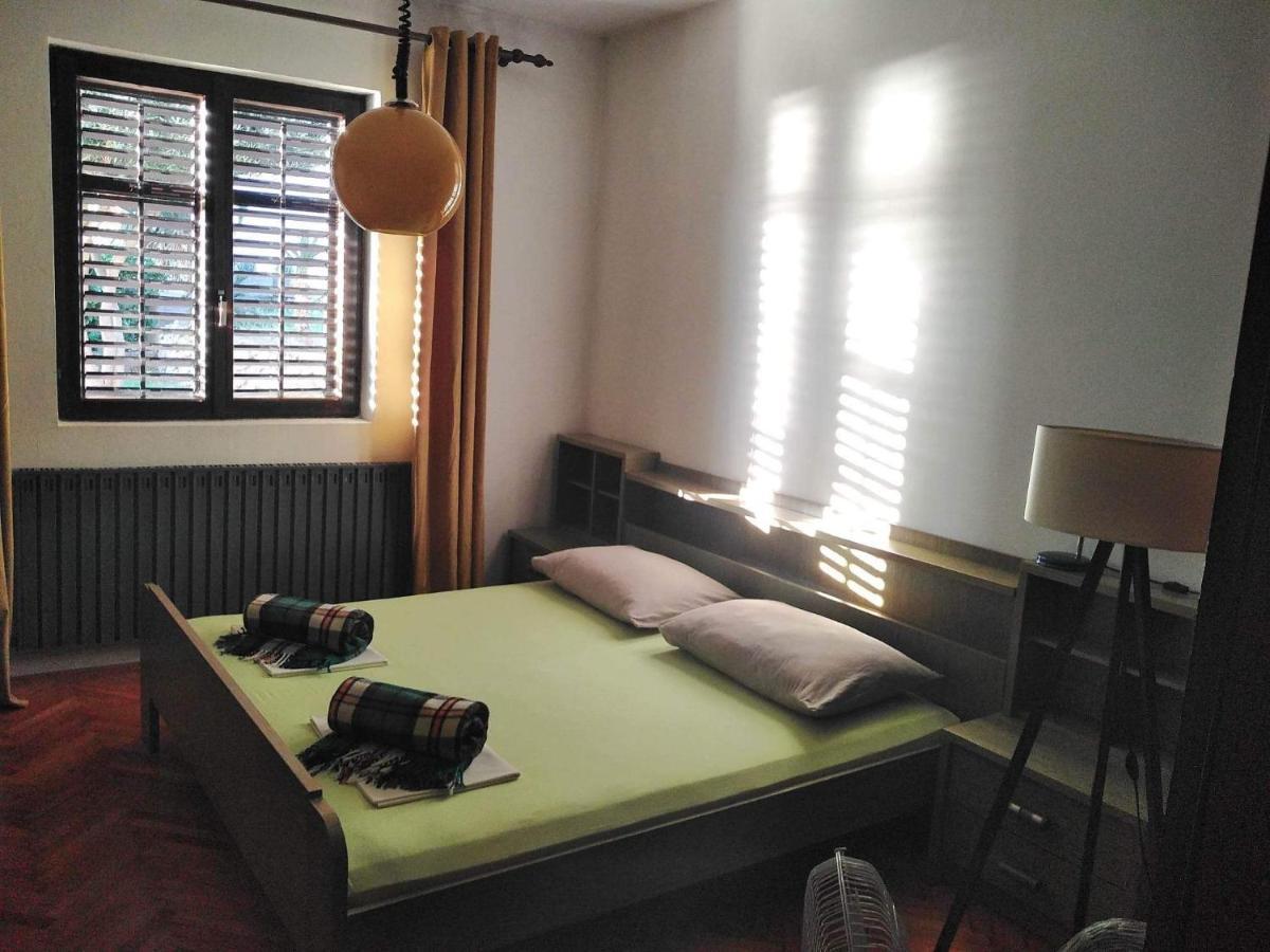 Apartment Franjo Senj  Esterno foto